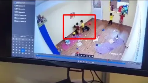 Video Kids Repeatedly Hitting Another In Pre-School 