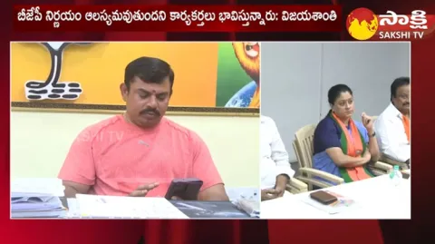 BJP Leader Vijayashanthi Tweet On MLA Raja Singh Suspension