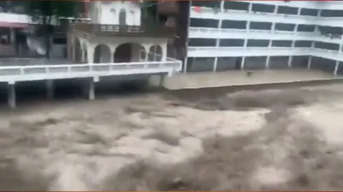 Heavy Rainfall In Himachal Pradesh