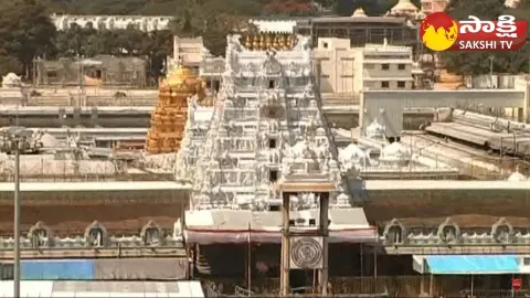 Devotees Crowd Reduces in Tirumala Over Heavy Rains Effect