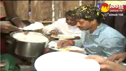 CM Jagan Lunch at Fan House in Part Of Odarpu Yatra