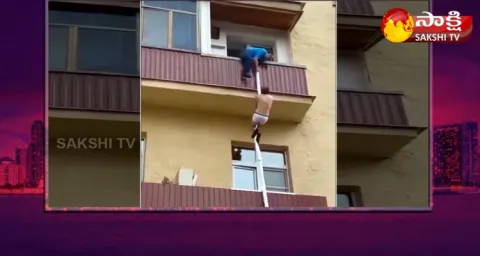 Garam Garam Varthalu Parents Catch Lovers 