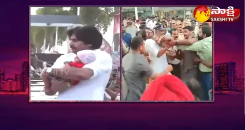 Pawan Kalyan Real Behaviour In Public 