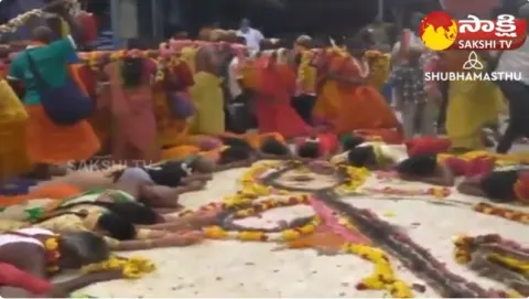 TTD Chairman presented Silks To Tiruttani Temple 