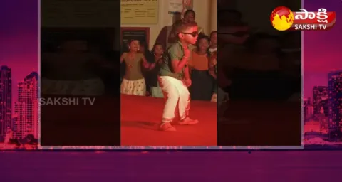 Little Boy Dancing For Nuvvu Kavalayya Song