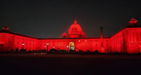 Video Rashtrapati Bhawan lit In Red As Part Of The Go Red Campaign For Dyslexia Awareness Month