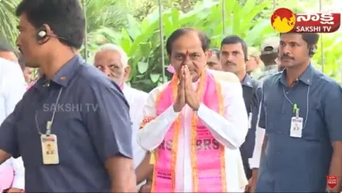 Why KCR Etela And Revanth Reddy Contesting in two Constituencies 