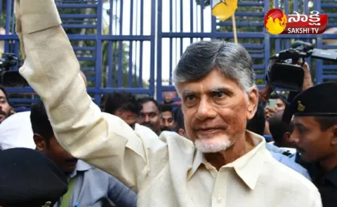 Chandrababu Political Tours In Flood Effected Areas