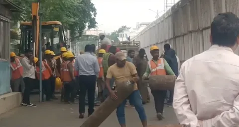Removal Of Fences At Pragati Bhavan