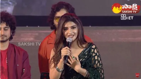 Actress Sreeleela Superb Words About Mahesh Babu