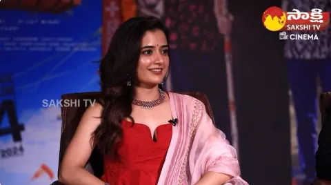 Ashika Ranganath About Her Working Experience With Nagarjuna