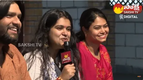 Singer Sahithi Singing Kurchi Madathapetti Song 