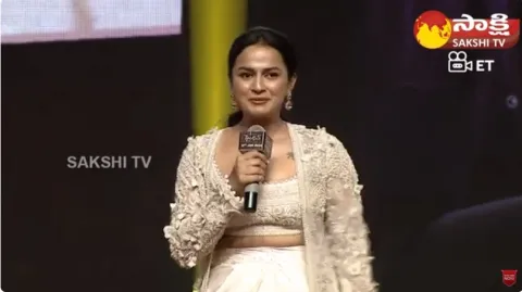 Heroine Shraddha Srinath Speech At Saindhav Movie Pre Release Event