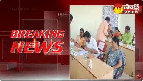 Big Shock To BRS In No Confidence Motion Against Manthani Municipal Corporation Chairman