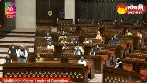 PM Modi Admires Former PM Manmohan Singhs Dedication 