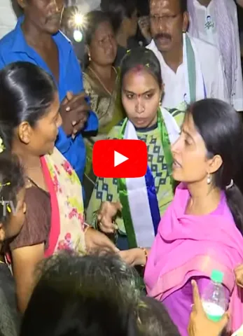 YS Bharathi Reddy Election Campaign In Pulivendula