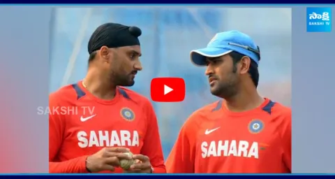 Harbhajan Singh Sensational Comments on MS Dhoni 