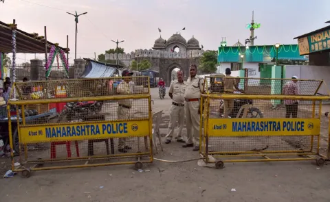 Clashes in Nagpur after Muslim groups allege holy book burnt at Aurangzeb tomb protest