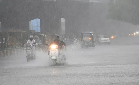 Telangana Weather: Heavy Rain Fall in Hyderabad March 24 2025 Latest News