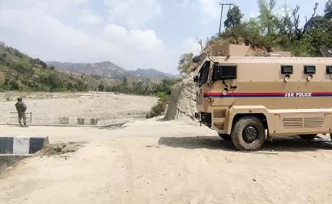 Three policemen killed, three security personnel injured in jammu kashmir