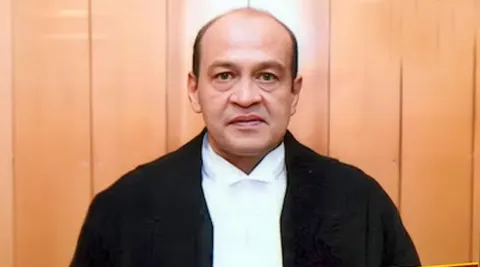 SC asks HC CJ not to assign judicial work to Justice Varma