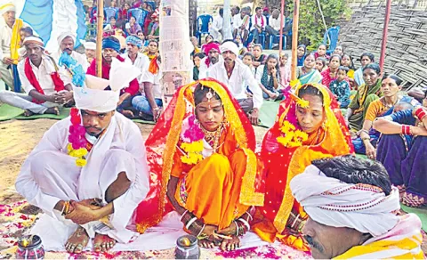 Young Man Marries TWO Girls at Once in Komaram Bheem