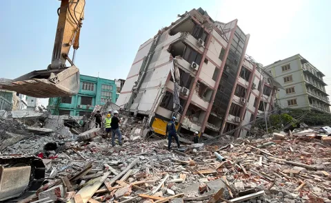 Myanmar Health System Collapsed after Earthquake