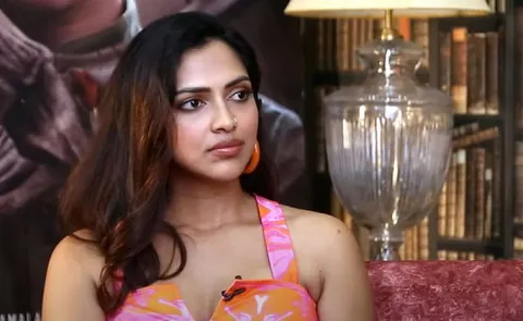Amala Paul Shares About Sindhu Samaveli Scene