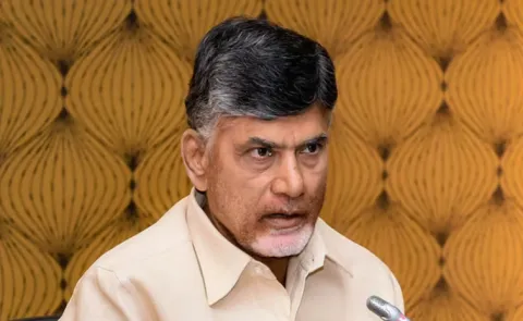 Chandrababu Gets A Shock During His Visit To Bapatla District