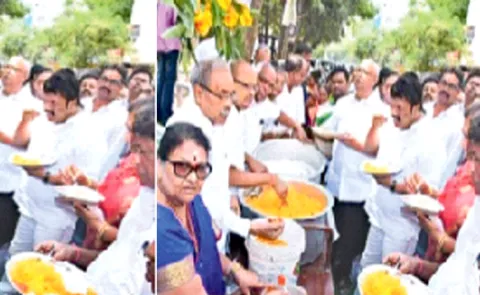 The daily breadwinner Sri SrinivasaRamanuja Charitable Trust at hyderabad