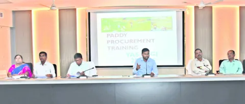 పకడ్బందీగా ధాన్యం కొనుగోళ్లు 