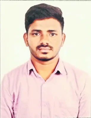 రేషన్‌ కార్డు లేకపోవడంతో.. 
