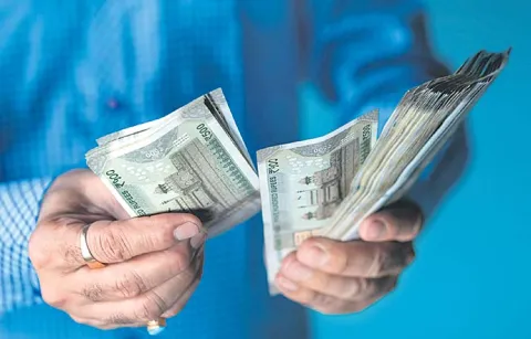 Employees of Gurukul societies still not receiving their salaries