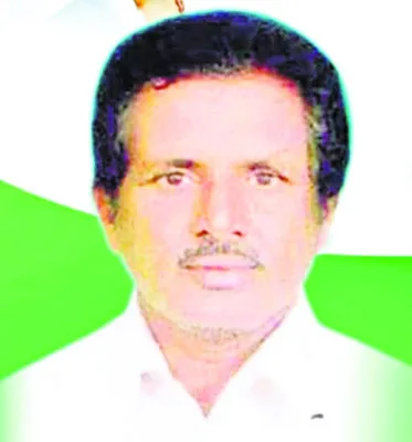 ఆర్థిక ఇబ్బందులు పడుతున్నాం 
