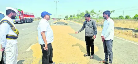 ధాన్యం కొనుగోళ్లు త్వరగా ప్రారంభించాలి