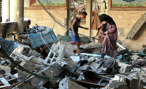 35 killed in Israeli attack on Gaza residential block