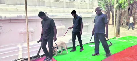 భక్తులకు ఇబ్బందులు కలగకుండా చర్యలు 