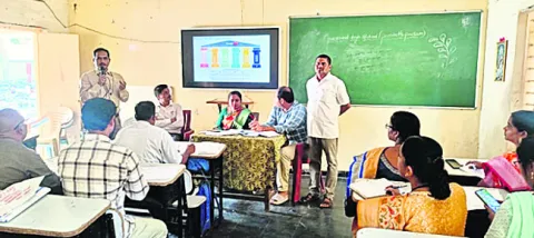 పీఎంశ్రీ రాష్ట్ర బృందం పర్యటన