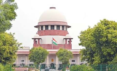 Supreme Court sets 3-month deadline for President to decide on Bills