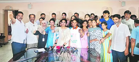 ఇంటర్‌ ఫలితాల్లో  శ్రీచైతన్య విజయభేరి 