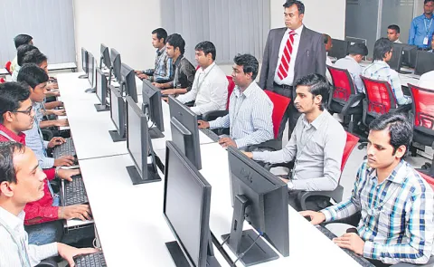 45percent of employers plan new permanent hires in FY26