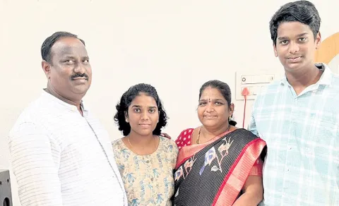 Srujanamrutha scored 420 marks BiPC