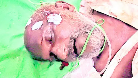 భూ సమస్యలపై ప్రత్యేక శ్రద్ధ 
