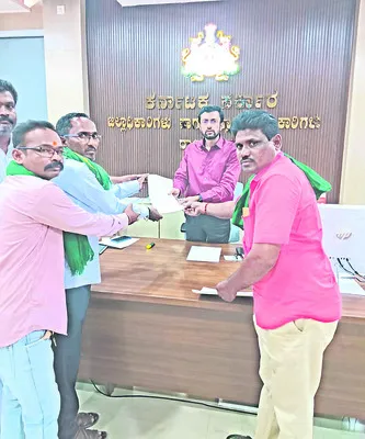 తక్కువ ధరకే విత్తనాలు  అందించరూ 