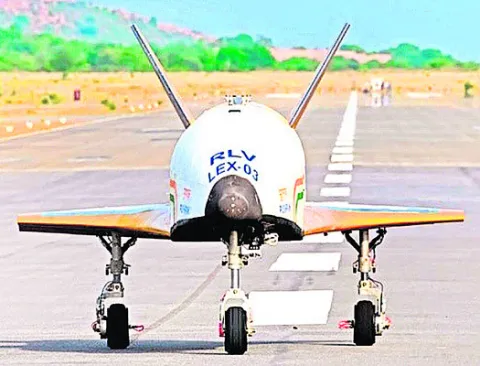 ఇస్రో ఆధ్వర్యంలో ఆర్‌ఎల్‌వీని అభివృద్ధి 