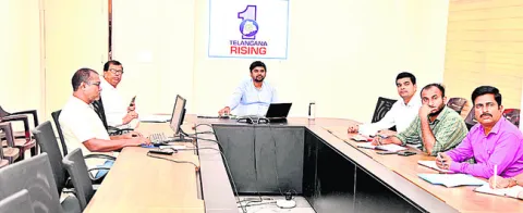 ఎల్‌ఆర్‌ఎస్‌ రుసుం వసూలు వేగవంతం చేయాలి 