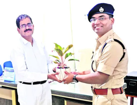 ఉమ్మడి జిల్లాలో సీనియర్‌ సివిల్‌ జడ్జిల బదిలీలు 