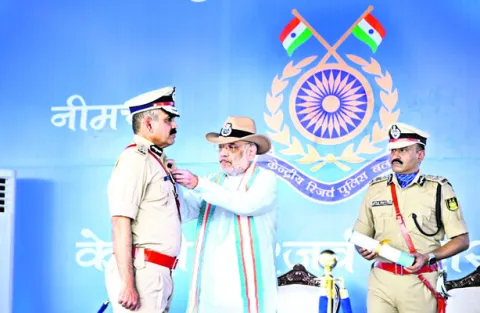 ఐజీ శ్రీనివాస్‌కు రాష్ట్రపతి విశిష్ట సేవా పతకం 