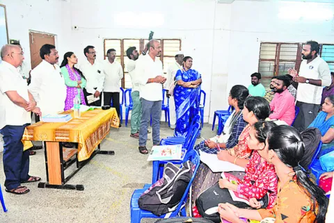 విద్య, ఉపాధి కల్పనకు చర్యలు