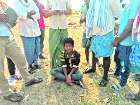 తిమ్మాపూర్‌లో చోరీకి యత్నం 